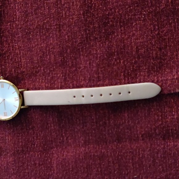 Amaze-Zing (B4) Sale!! #199 Manguun Watch - Picture 6 of 8